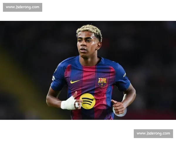 握手即爆雷！亚马尔卡瓦哈尔德比互喷始末